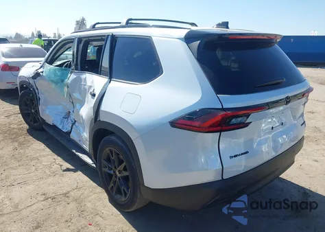 2025 Toyota Grand Highlander Hybrid Nightshade Edition z USA, uszkodzony, nr VIN 5TDACAB55SS064562